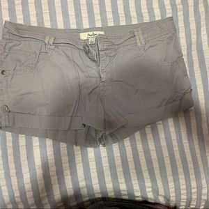 Women’s Cargo Shorts Size L